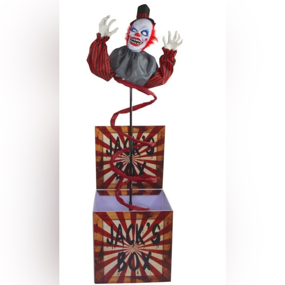 Haunted Hill Farm Life-Size Scary Animatronic Talking Clown Jack in The Box - Picture 1 of 6